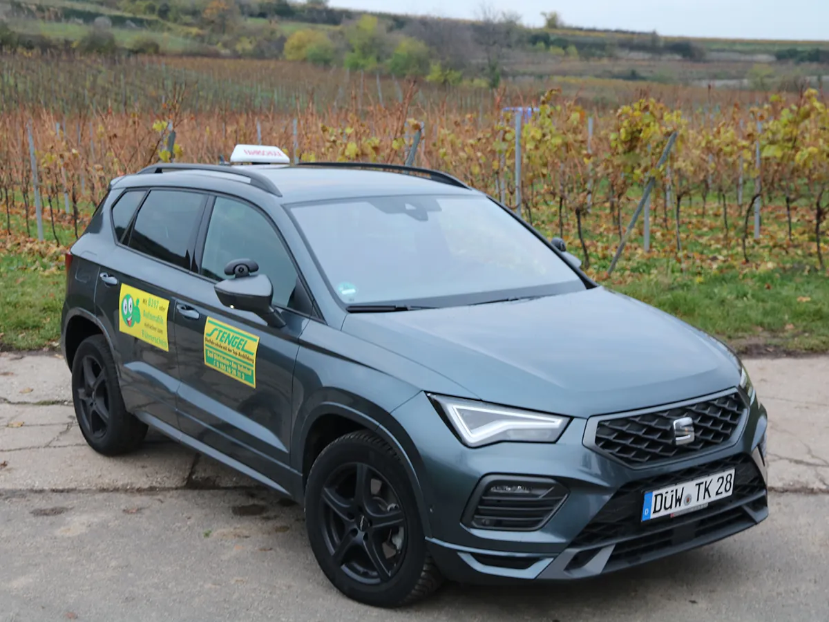 Schulungsfahrzeug Seat Ateca der Fahrschule Stengel-Kissel